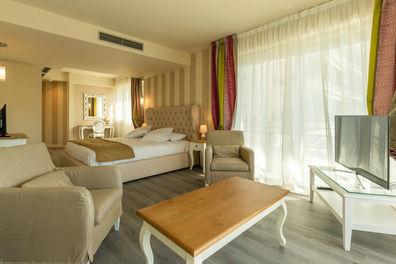 La Dolce Vita Hotel Menton Dış mekan fotoğraf